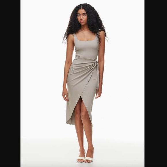 Aritzia Wilfred Saturn Sleeveless Midi Dress - Picture 1 of 10